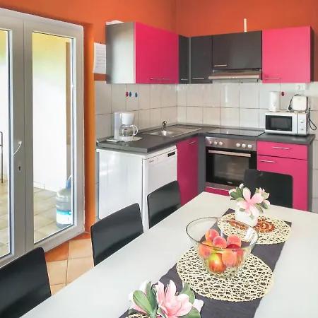 בית נופש Simunica By Interhome