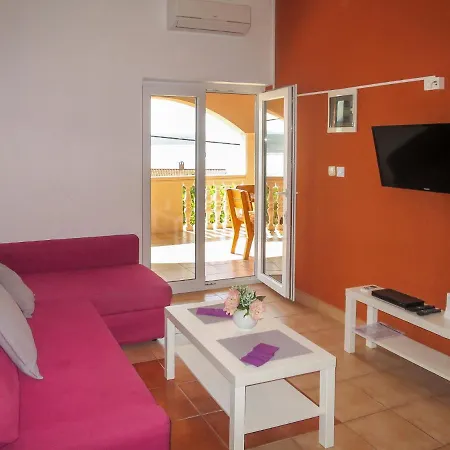 Simunica By Interhome בית נופש